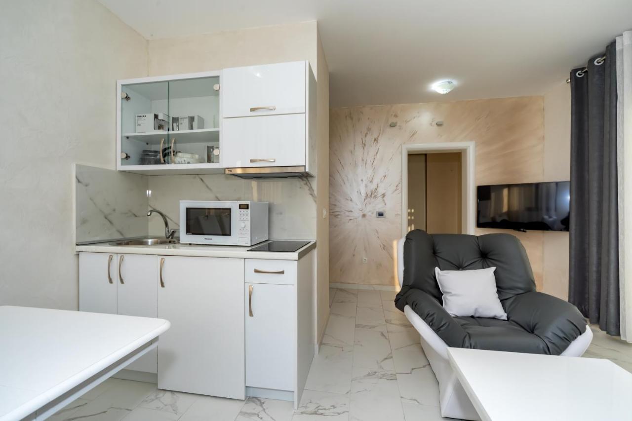 Ferienwohnung Kaom Lux Dobrá Voda Exterior foto